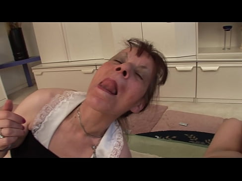 ❤️ Dúas avoas e un avó fan un trío Porno en % gl.porno-filmy.ru % ❌️❤