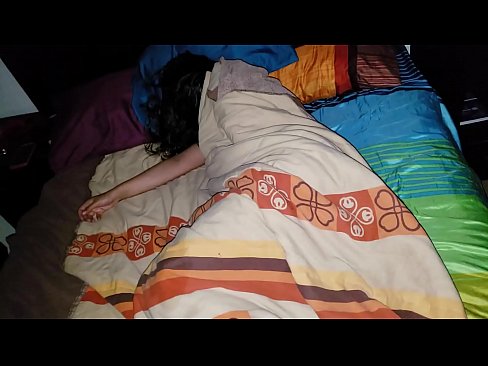 ❤️ Fillastro reprendendo á súa nova madrasta mentres ela dorme. Porno en % gl.porno-filmy.ru % ❌️❤